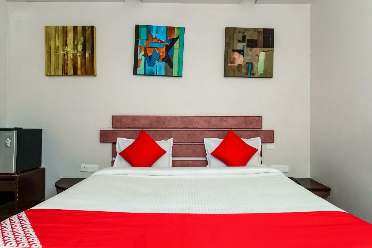 Oyo 28856 Manjeera Inn Βιζαχαπατνάμ Εξωτερικό φωτογραφία