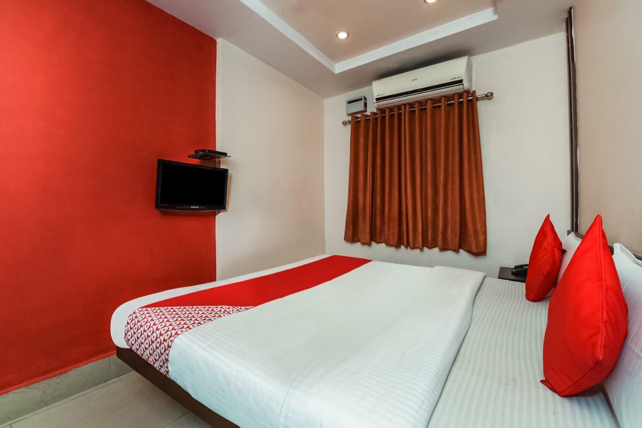 Oyo 28856 Manjeera Inn Βιζαχαπατνάμ Εξωτερικό φωτογραφία